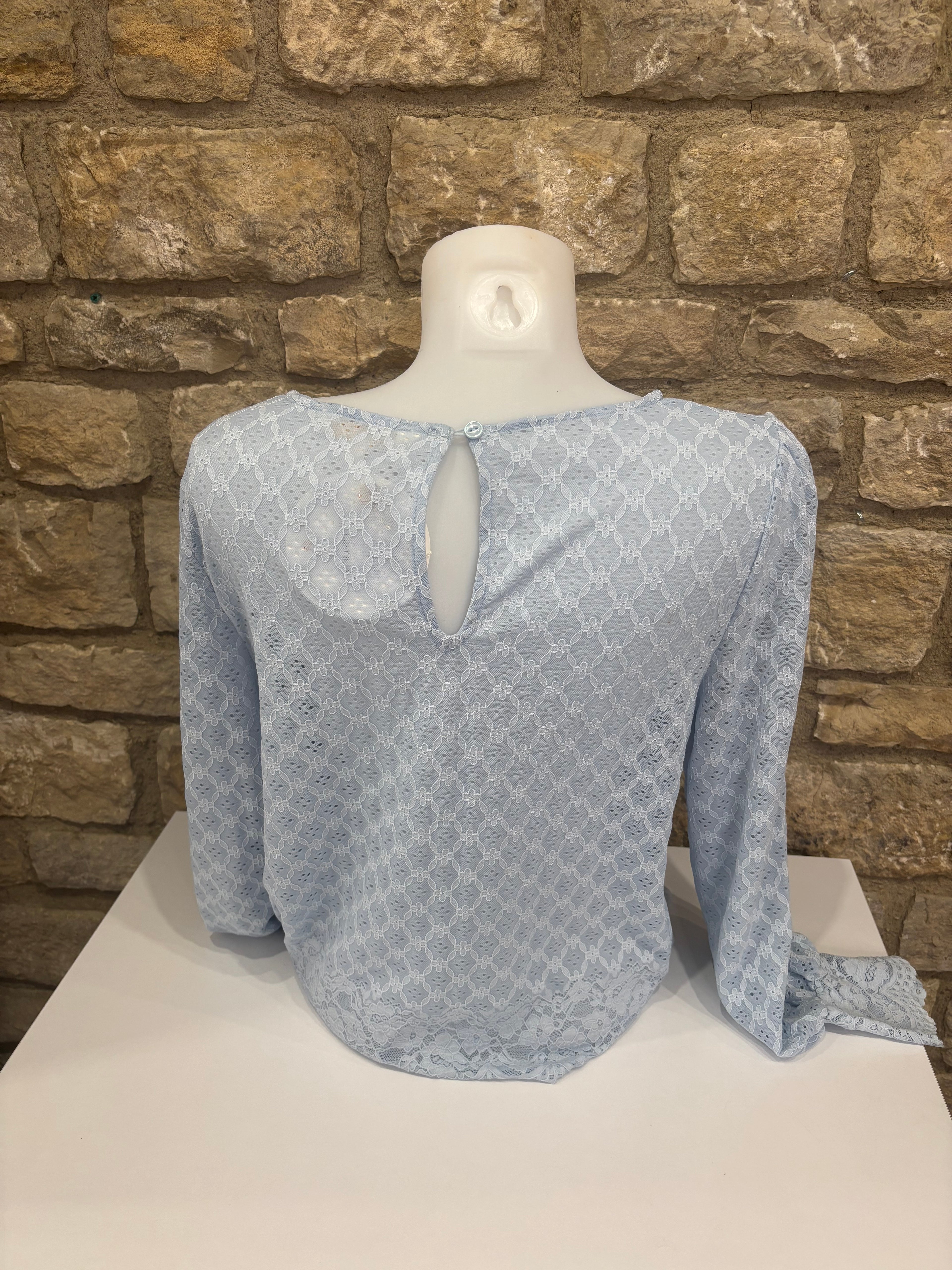 Chemisier en dentelle H145A Bleu ciel