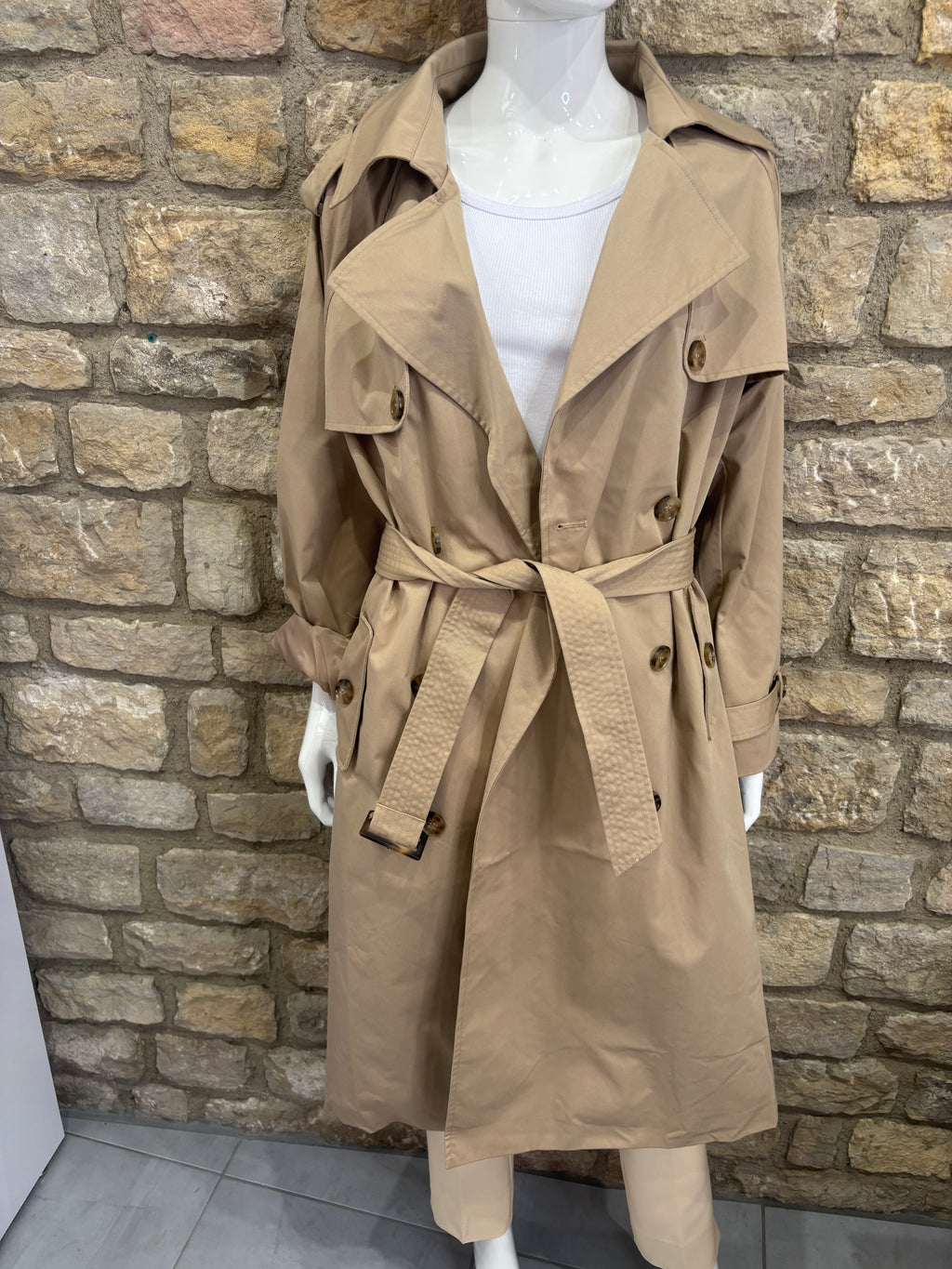 Trench long avec double boutonnage Camel