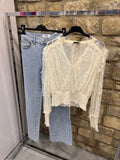 Blouse en dentelle écru, smock