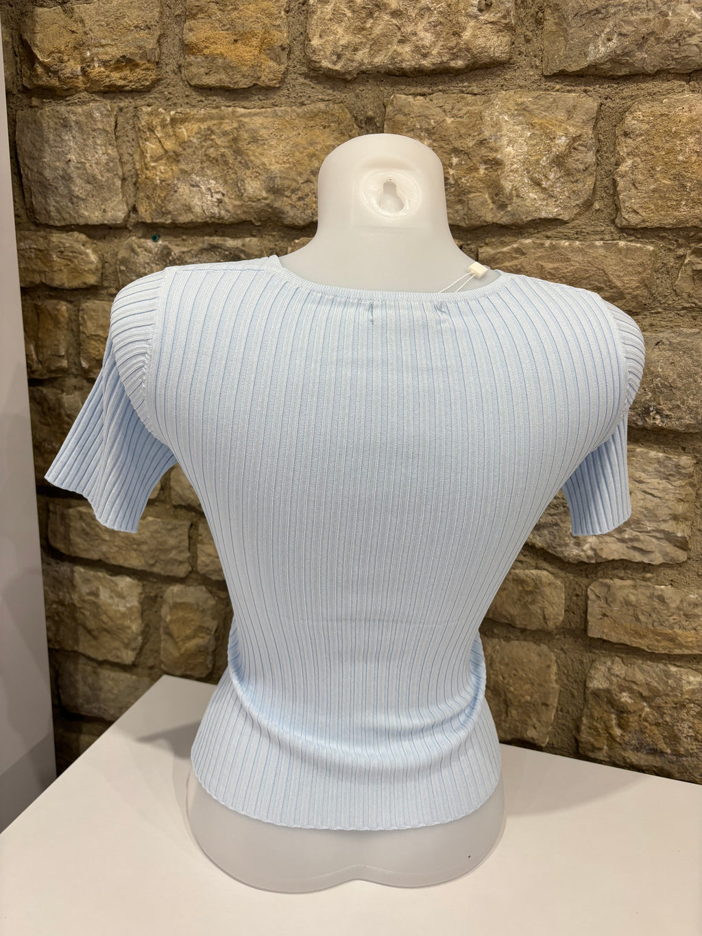 T-shirt cache coeur bleu ciel