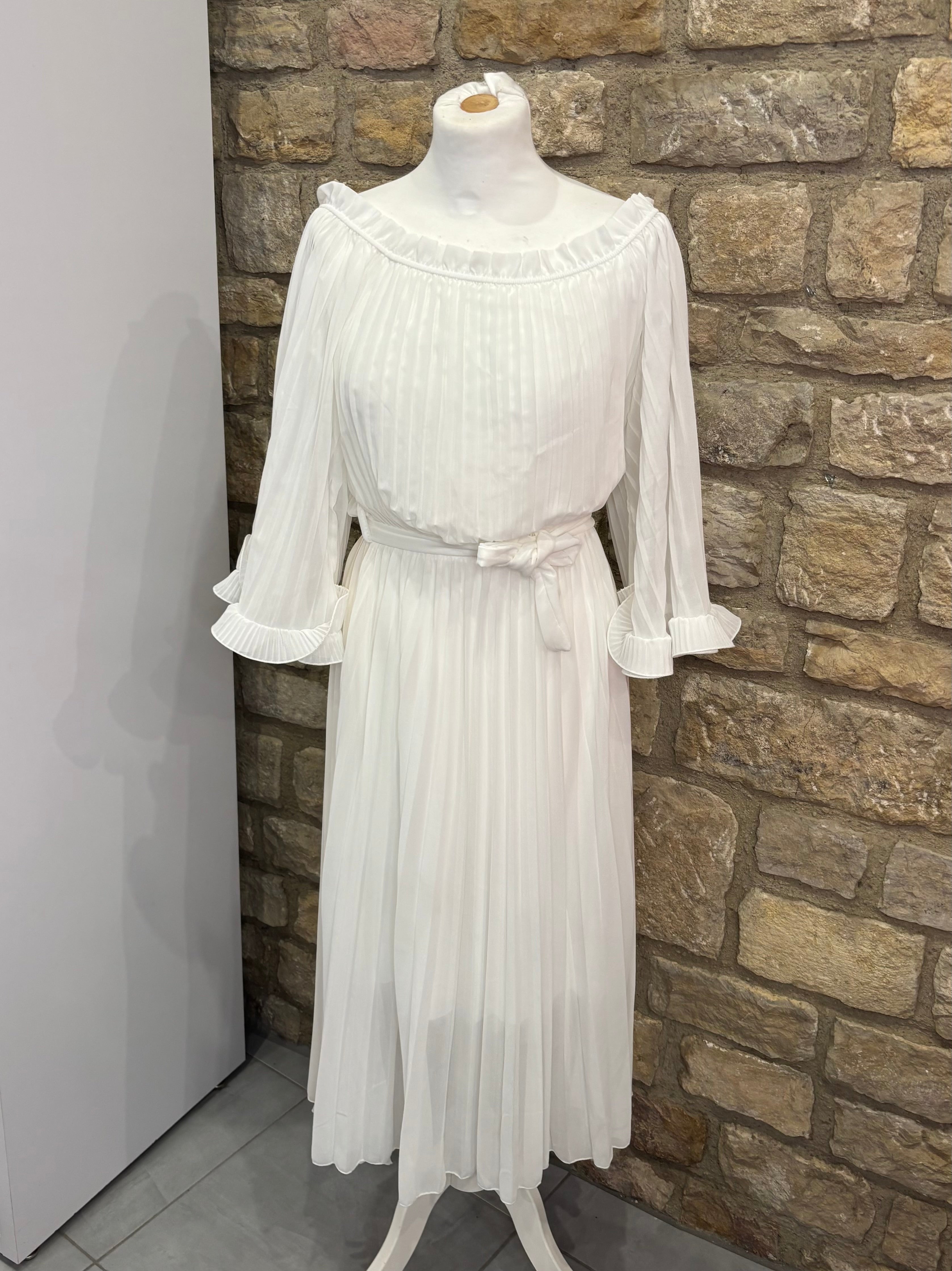 Robe Plissée "Blanche"