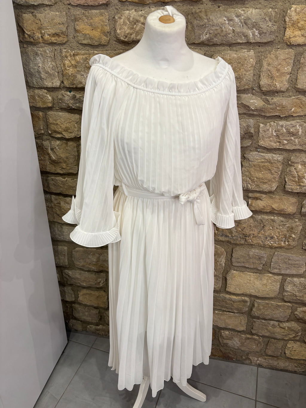 Robe Plissée "Blanche"