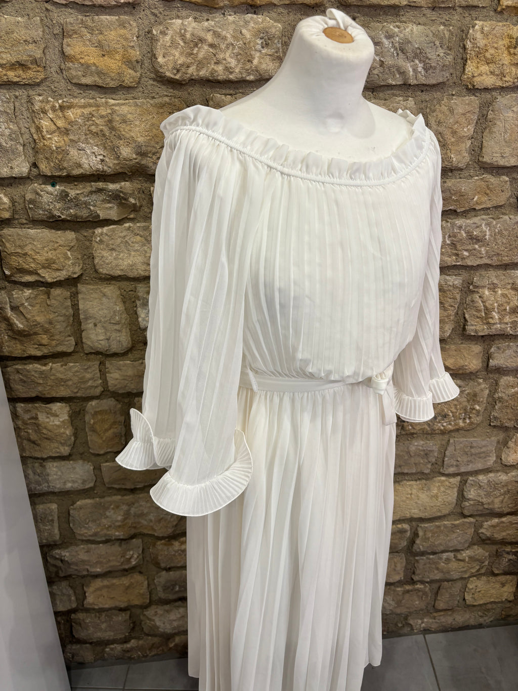 Robe Plissée "Blanche"