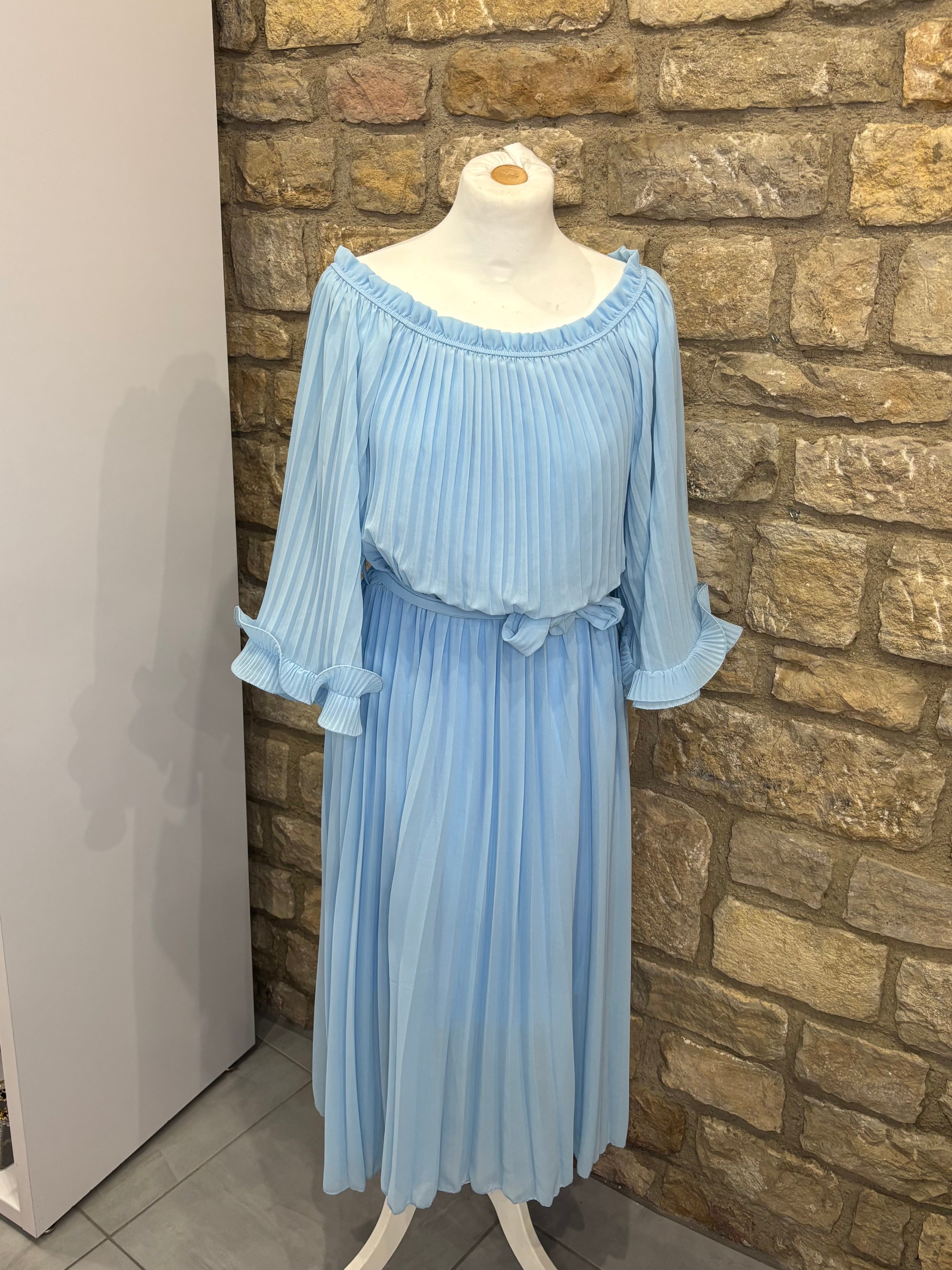 Robe Plissée "Bleu ciel"