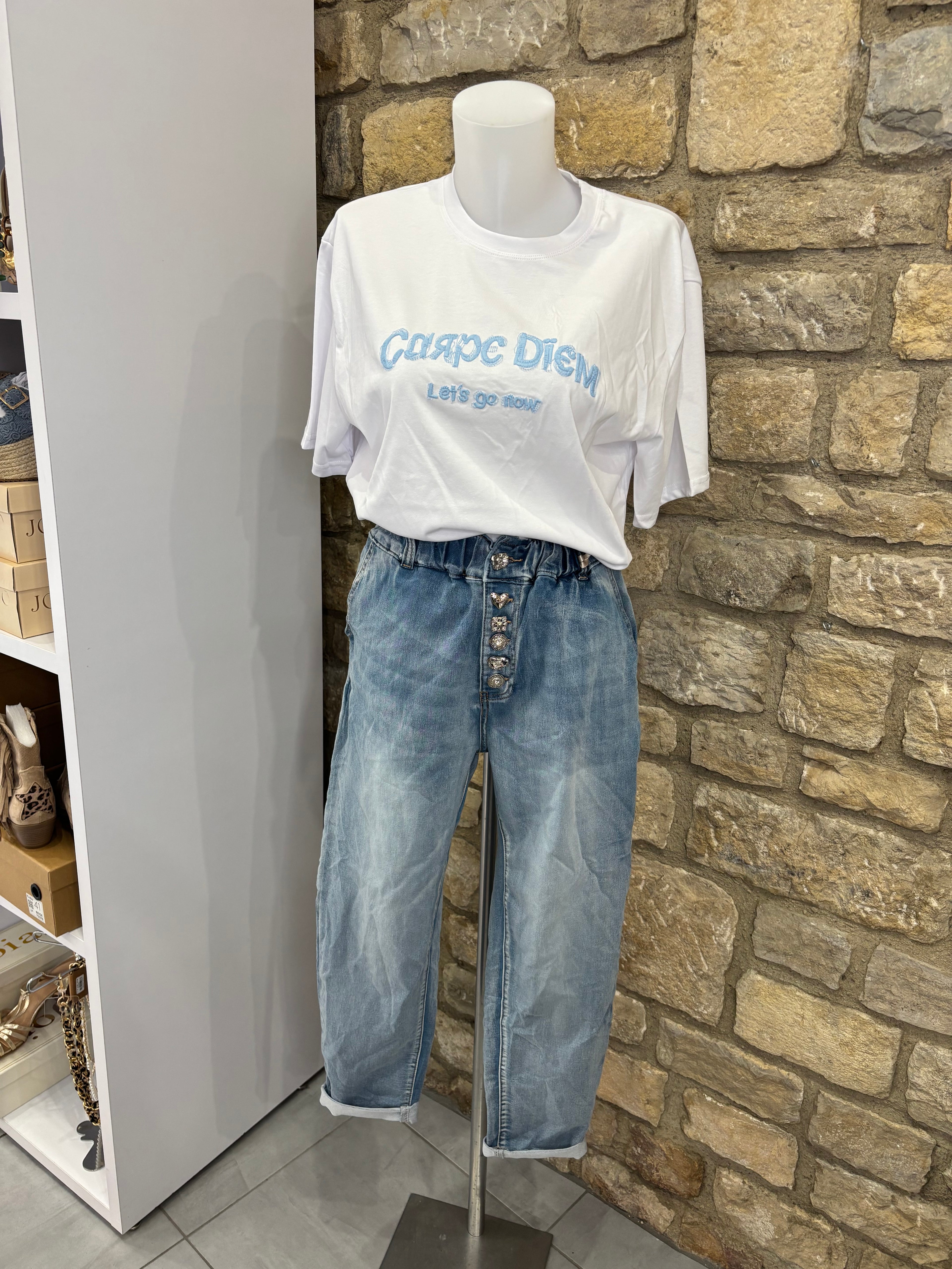 T-shirt brodé message "Carpe Diem" Blanc