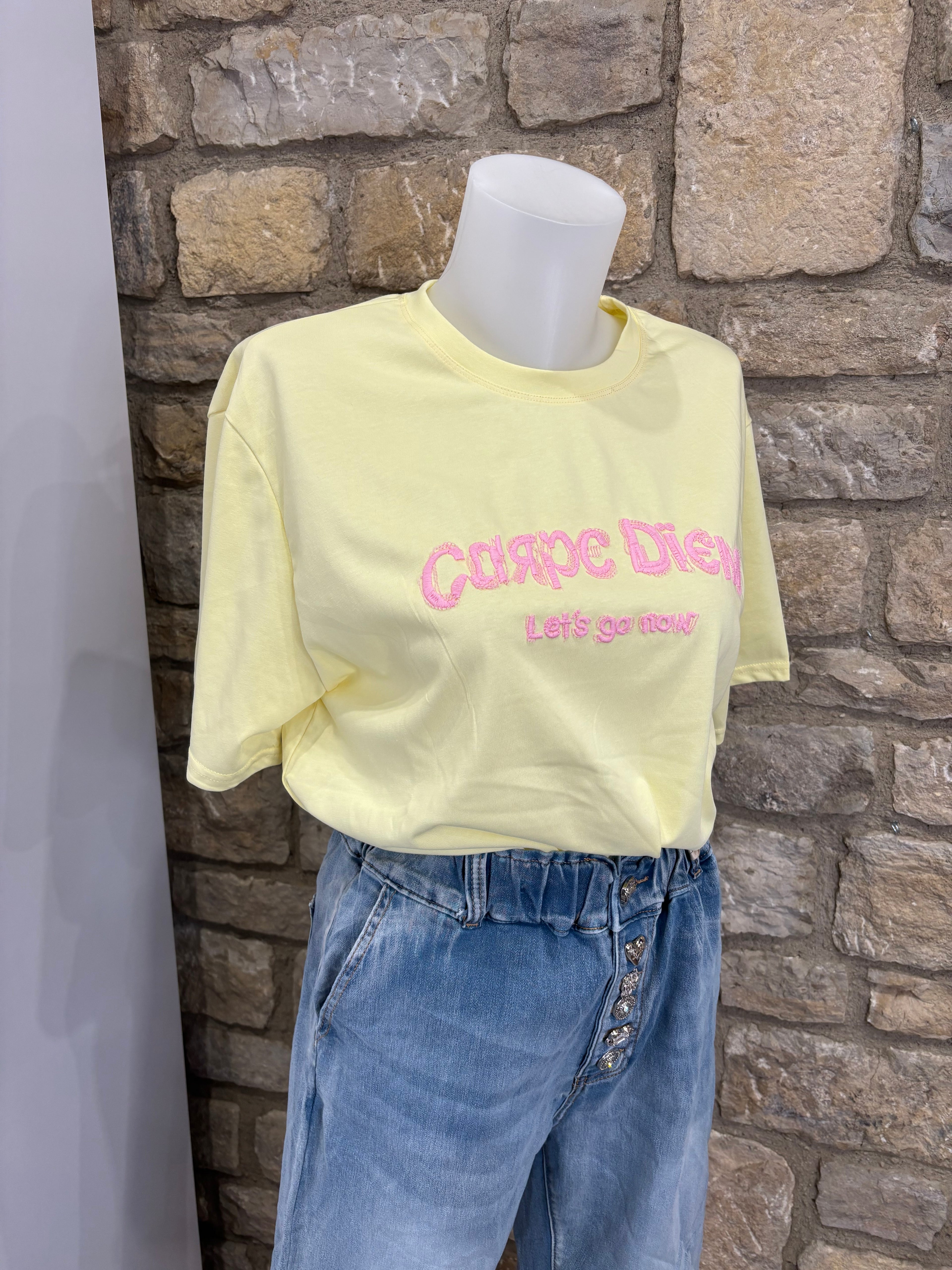 T-shirt brodé message "Carpe Diem" Jaune