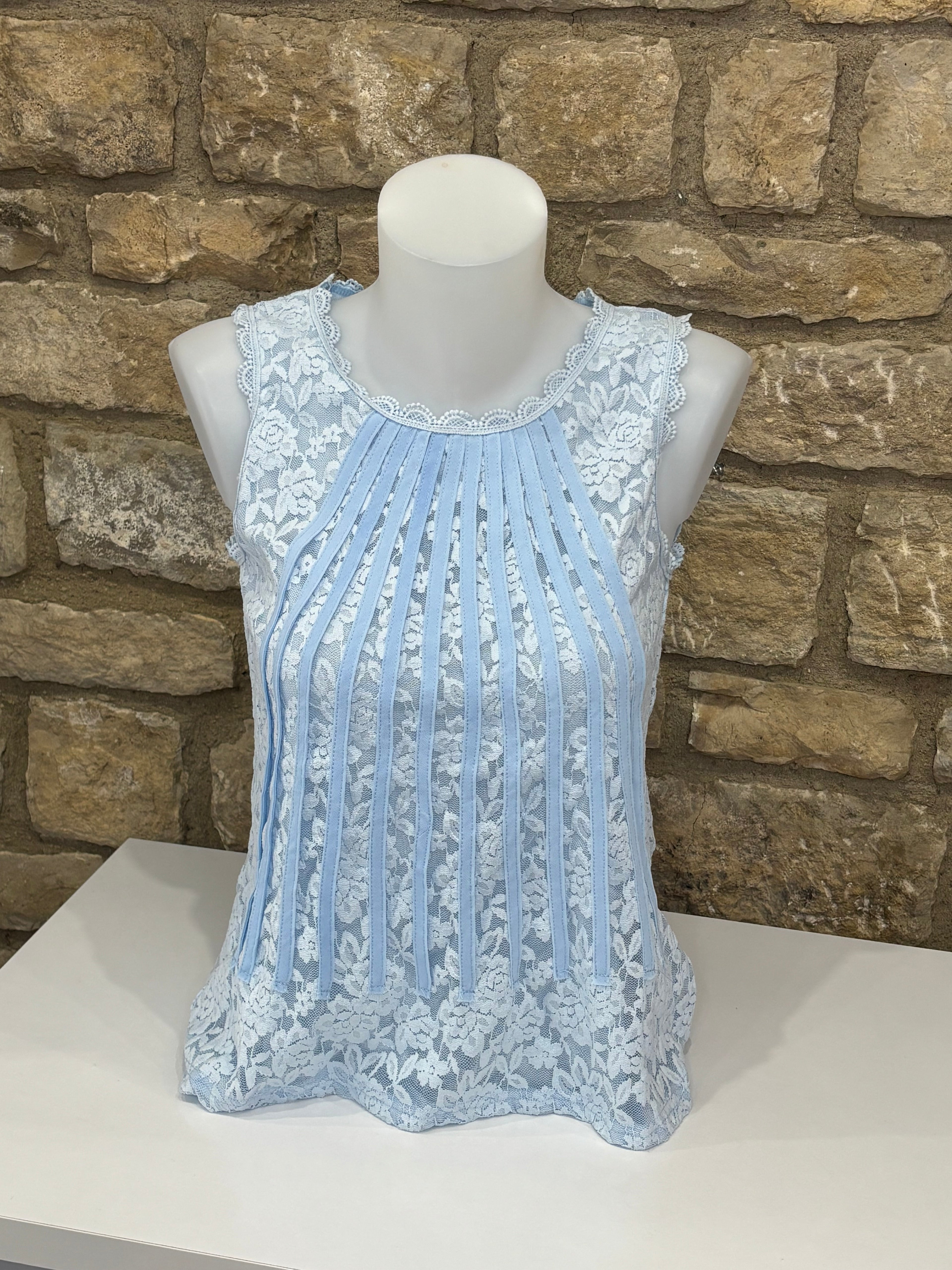 Top en dentelle Anais Bleu ciel