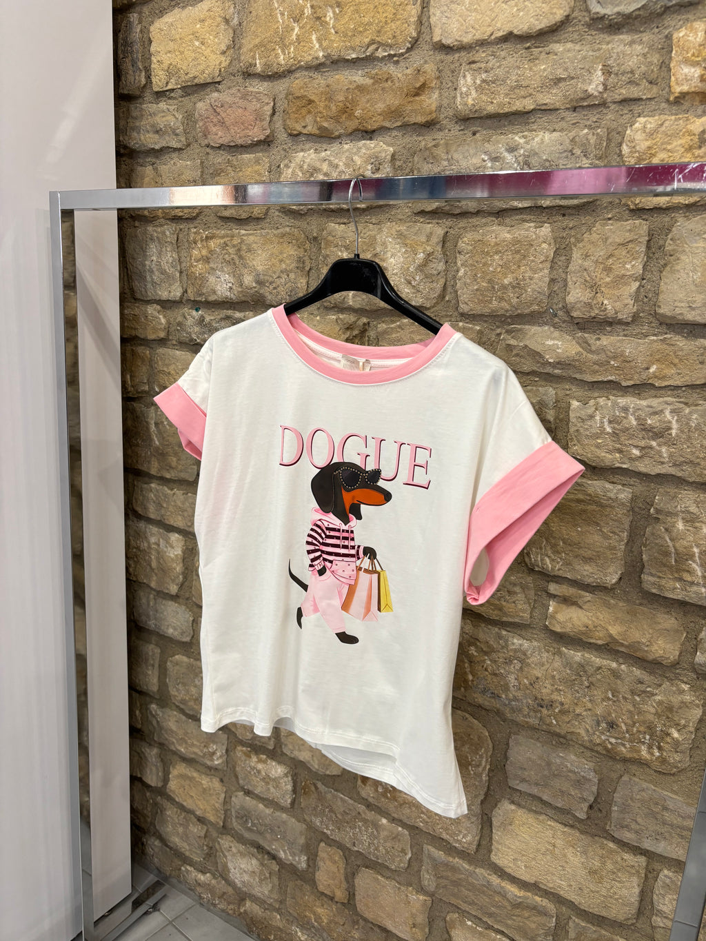 T-shirt dog